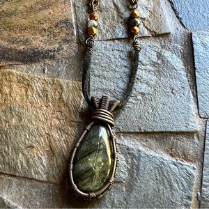 Labradorite wire wrapped necklace handmade NEW